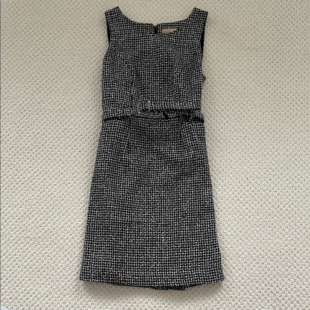 Banana Republic Black and White Sleeveless Sheath Dress